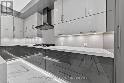 6268 Kingston Road, Toronto, ON - Indoor Photo Showing Kitchen With Upgraded Kitchen