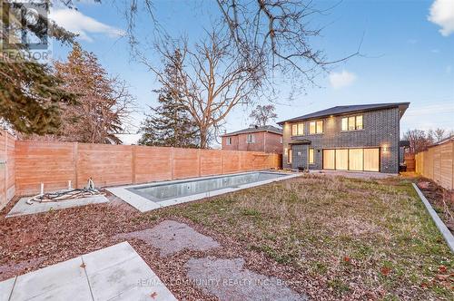6268 Kingston Road, Toronto, ON - Outdoor
