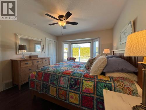 814 8 Avenue, Vernon, BC - Indoor Photo Showing Bedroom