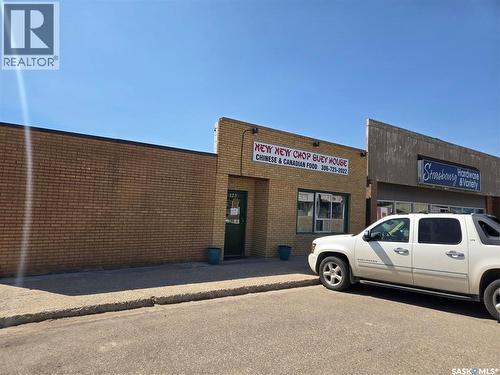 123 Mountain Street, Strasbourg, SK 
