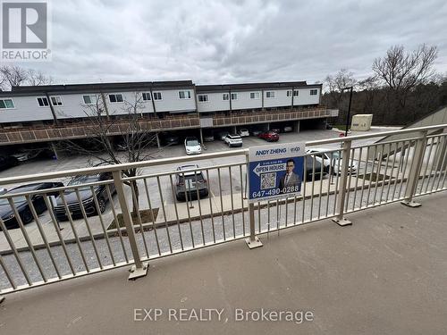 120 - 248 Milestone Crescent, Aurora, ON - Outdoor