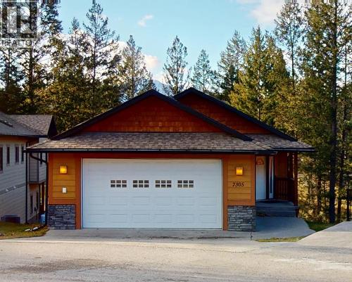 7305 Copperhorn Drive, Radium Hot Springs, BC - Outdoor