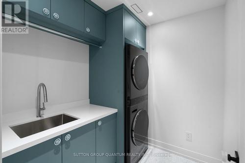 78 Trafalgar Road, Oakville, ON - Indoor Photo Showing Laundry Room