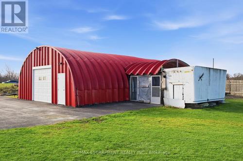 9071 North Chippawa Road, West Lincoln, ON - Outdoor