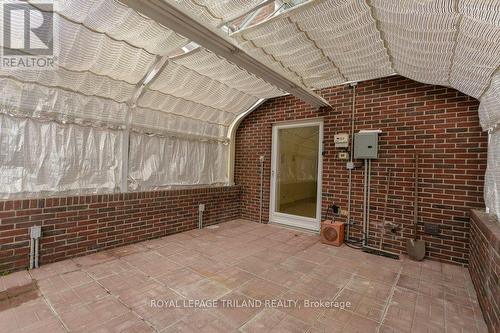 2643 Old Victoria Road, London South (South U), ON 