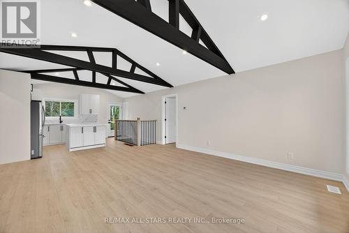 51 Garrett Drive, Georgina, ON - Indoor Photo Showing Other Room