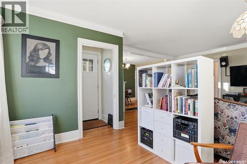 1121 C Avenue N, Saskatoon, SK - Indoor