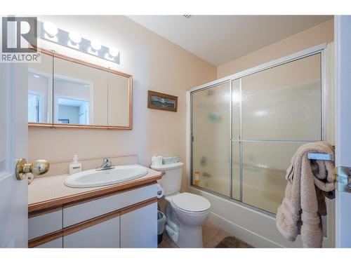 3400 Wilson Street Unit# 141, Penticton, BC - Indoor Photo Showing Bathroom