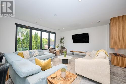 Spacious, open-concept living room - 10 Pawling Street, St. Catharines (Port Dalhousie), ON - Indoor Photo Showing Living Room