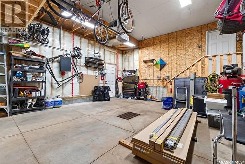 5669 Glide Crescent, Regina, SK - Indoor