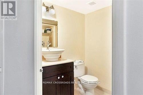 410 - 100 Upper Madison Avenue, Toronto, ON - Indoor Photo Showing Bathroom