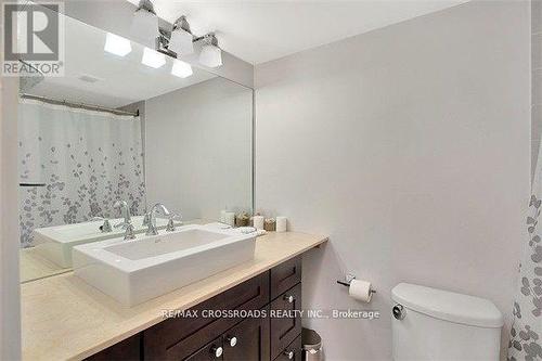 410 - 100 Upper Madison Avenue, Toronto, ON - Indoor Photo Showing Bathroom
