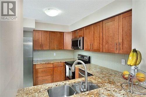 410 - 100 Upper Madison Avenue, Toronto, ON - Indoor Photo Showing Kitchen With Double Sink