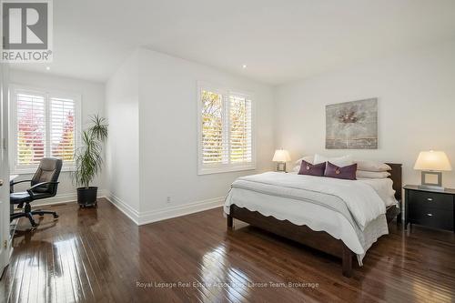562 Gladwyne Court, Mississauga, ON - Indoor Photo Showing Bedroom