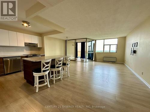 1508 - 2760 Carousel Crescent, Ottawa, ON - Indoor Photo Showing Kitchen