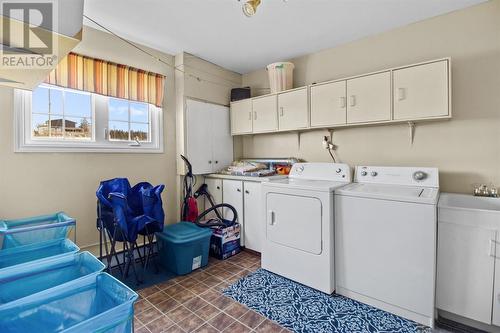 592 Main Road, Pouch Cove, NL - Indoor Photo Showing Laundry Room