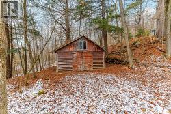 19' x 21' log storage barn - 