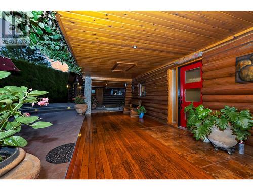2726 Tranquil Place, Blind Bay, BC - Outdoor With Exterior