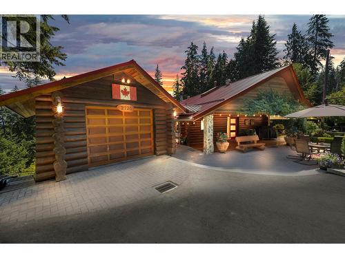 2726 Tranquil Place, Blind Bay, BC - Outdoor
