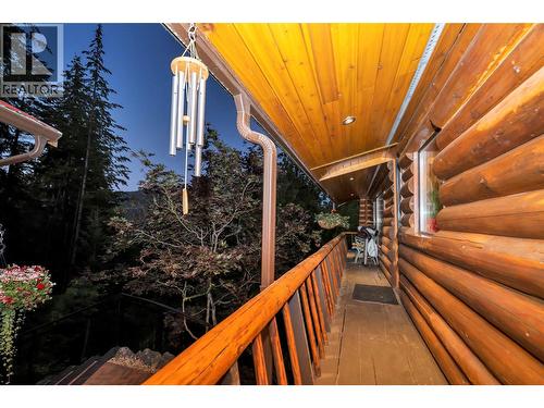 2726 Tranquil Place, Blind Bay, BC - Outdoor