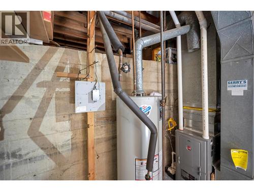2726 Tranquil Place, Blind Bay, BC - Indoor Photo Showing Basement