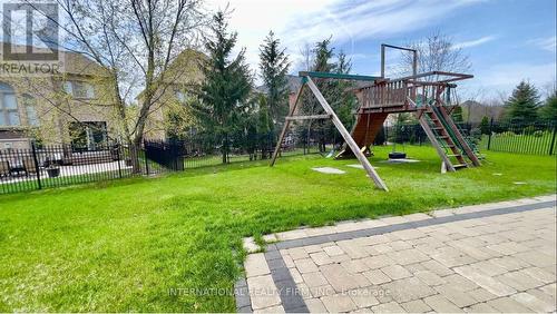 12 Sachet Drive, Richmond Hill, ON - Outdoor