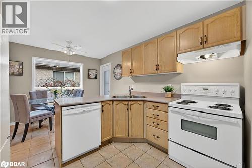 1 Draper Crescent, Barrie, ON - Indoor Photo Showing Kitchen With Double Sink