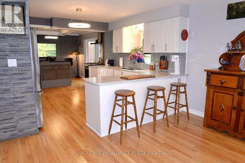 59 Glencoe Crescent, Kingston (West Of Sir John A. Blvd), ON - Indoor Photo Showing Kitchen