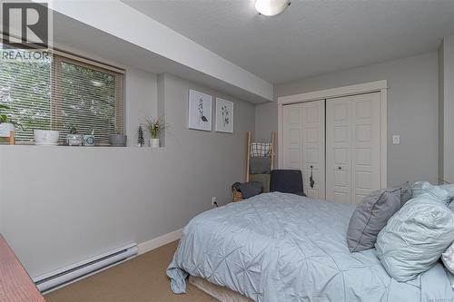 1050 Southwood Dr, Nanaimo, BC - Indoor Photo Showing Bedroom