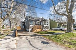 5 ALICE STREET  St. Catharines (Haig), ON L2R 1L6