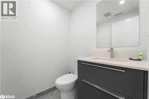 43 Rockmount Crescent, Gravenhurst, ON - Indoor Photo Showing Bathroom