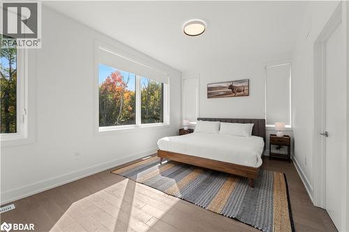 43 Rockmount Crescent, Gravenhurst, ON - Indoor Photo Showing Bedroom