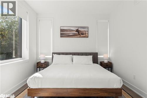 43 Rockmount Crescent, Gravenhurst, ON - Indoor Photo Showing Bedroom