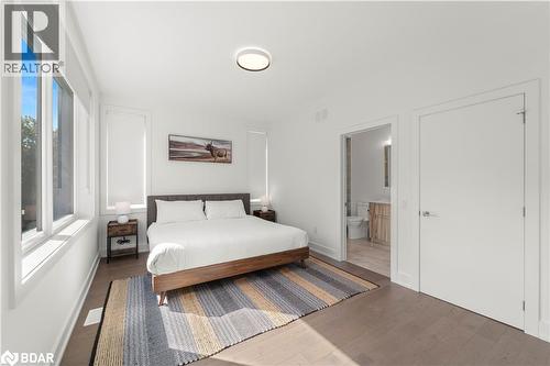 43 Rockmount Crescent, Gravenhurst, ON - Indoor Photo Showing Bedroom