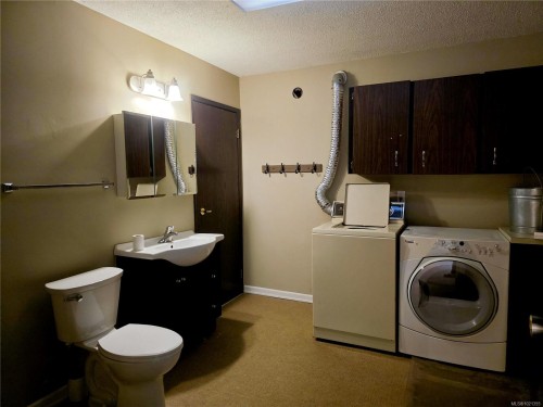 5843 Kinch Ave, Duncan, BC 