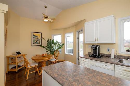 115 Cloverwood Rd, Winnipeg, MB 