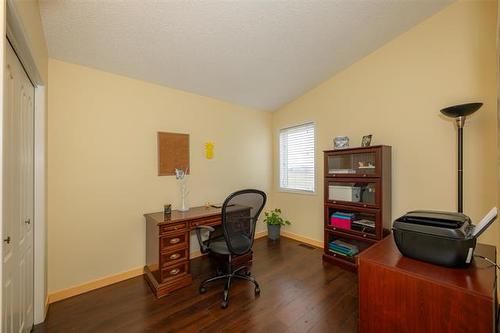 115 Cloverwood Rd, Winnipeg, MB 