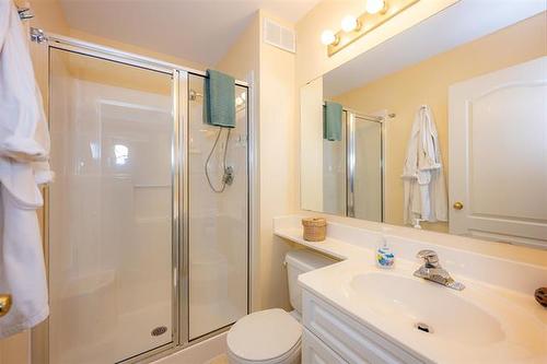 115 Cloverwood Rd, Winnipeg, MB 