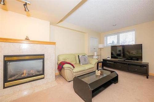 115 Cloverwood Rd, Winnipeg, MB 