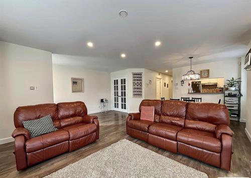 Living room - 1252 Rue Notre-Dame-De-Fatima, Laval (Pont-Viau), QC - Indoor Photo Showing Living Room