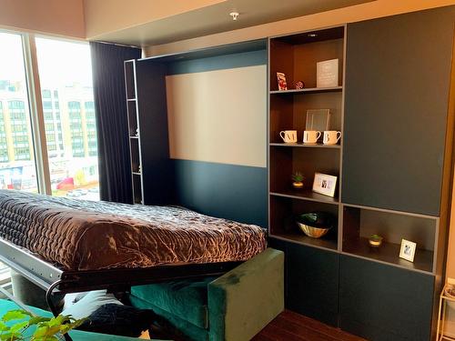 Salon - 620-1188 Rue St-Antoine O., Montréal (Ville-Marie), QC - Indoor Photo Showing Bedroom