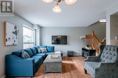 246 Starwood Drive, Guelph (Grange Road), ON - Indoor Photo Showing Living Room