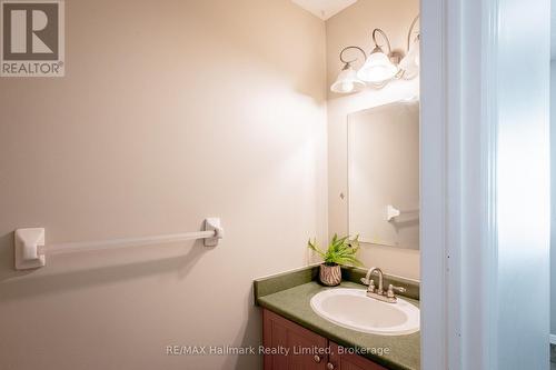 246 Starwood Drive, Guelph (Grange Road), ON - Indoor Photo Showing Bathroom