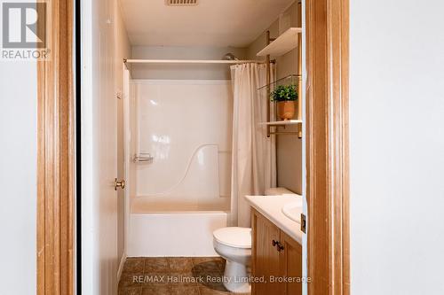 246 Starwood Drive, Guelph (Grange Road), ON - Indoor Photo Showing Bathroom