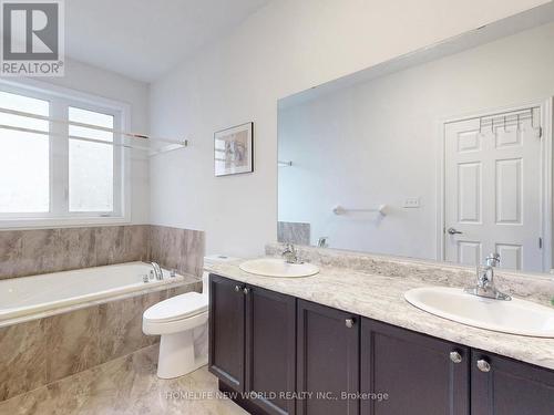 43 Titan Trail, Markham, ON - Indoor Photo Showing Bathroom