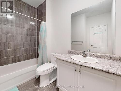43 Titan Trail, Markham, ON - Indoor Photo Showing Bathroom