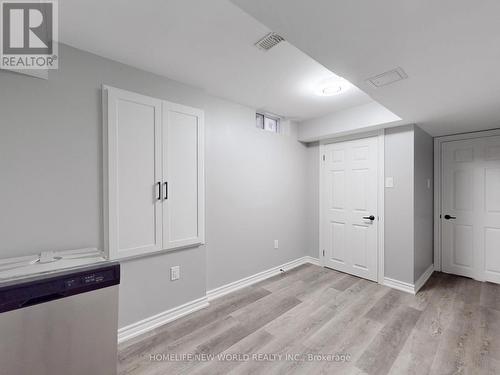 43 Titan Trail, Markham, ON - Indoor Photo Showing Other Room
