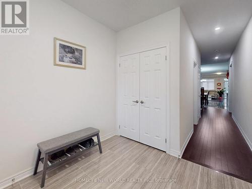 43 Titan Trail, Markham, ON - Indoor Photo Showing Other Room