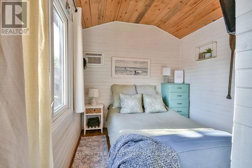 27 Sr406 Shore, Muskoka Lakes, ON 