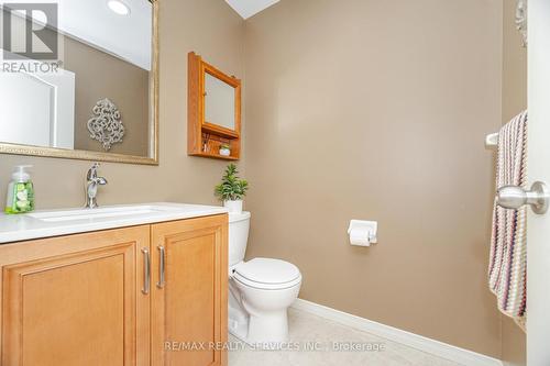 8 Inwood Place, Brampton, ON - Indoor Photo Showing Bathroom